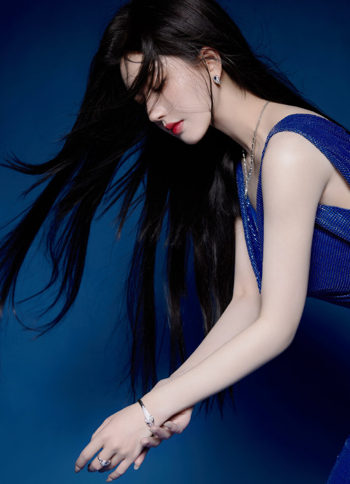 《强壮么公和媳妇